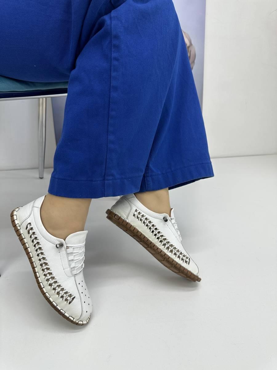 Мокасини жіночі Aras Shoes 354-white білі з перфорацією 37, фото 1