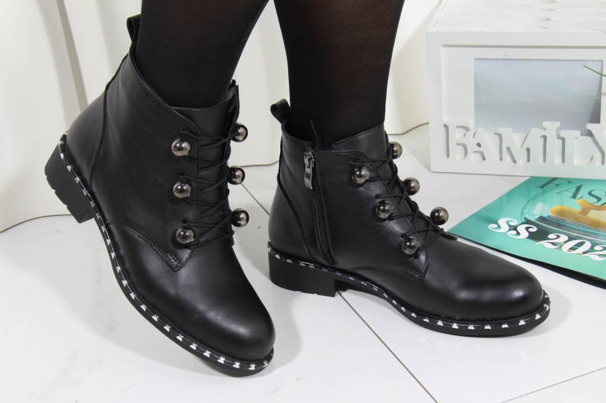 Черевики жіночі ArasShoes 417-siyah чорні на низькому підборі 37