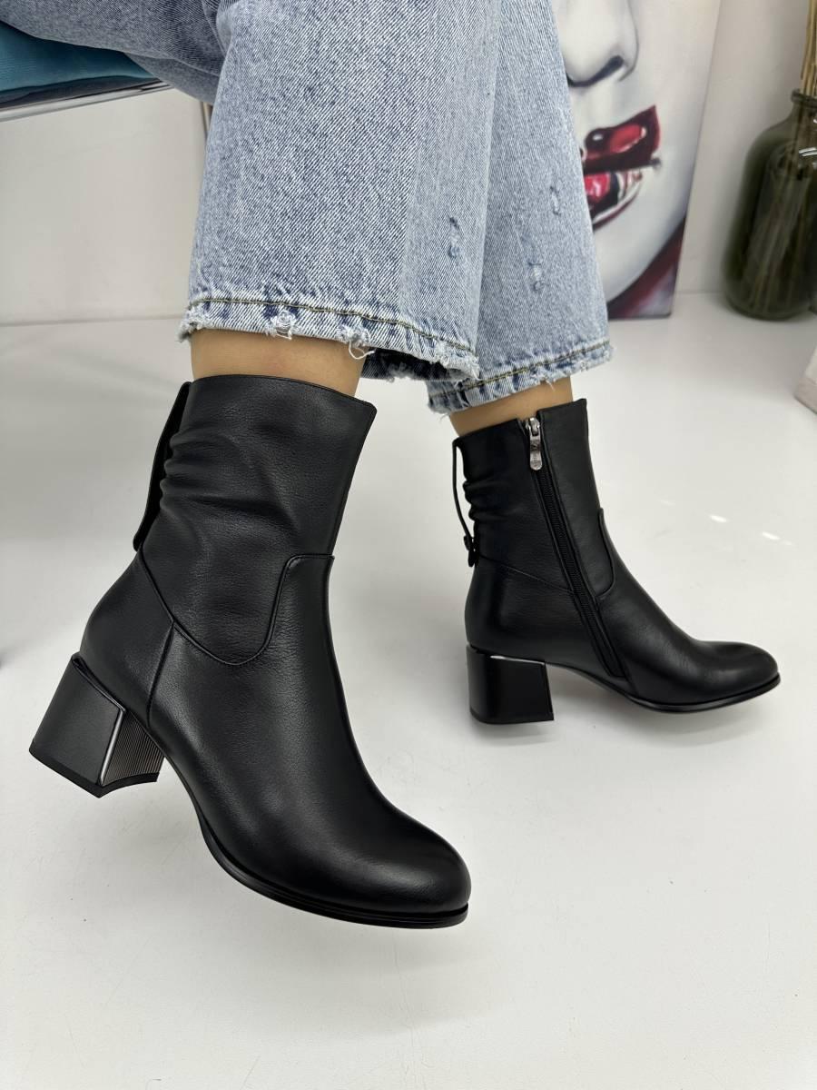 Напівчобітки жіночі Battine B6003 чорні шкіряні 36, фото 1