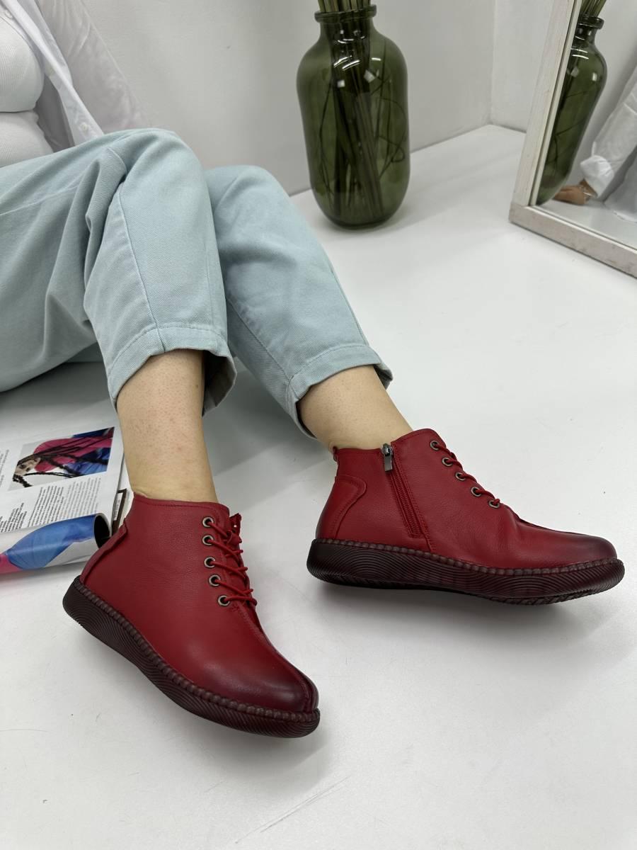 Черевики жіночі MeegoComfort 9F60-8-red червоні на шнурівці 36 37
