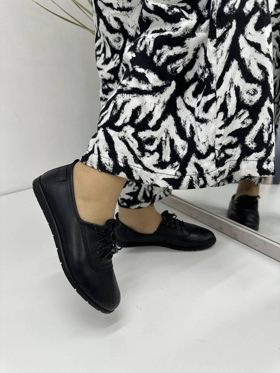 Мокасини жіночі Aras Shoes 408-black шкіряні чорні на низькому ходу 37