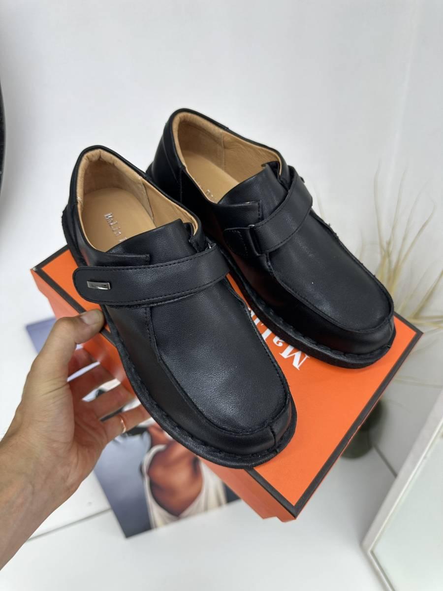 Жіночі туфлі великих розмірів Sufina D7581-1 Battal чорні шкіряні 40
