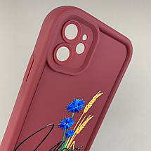 Чохол для Apple iPhone 11 з бортами з принтом Україна на телефон айфон 11 бордовий q06t, фото 3