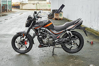 Мотоцикл легкий дорожній SPARK SP200R-34 бензиновий чотиритактний двомісний 200 кубів 95 км/год, фото 2