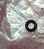 Кільце ущільнювальне трубки подавання оливи в турбіну GM 55558112 A14NEL A14NET B14NET OPEL Astra-J Insignia, фото 1