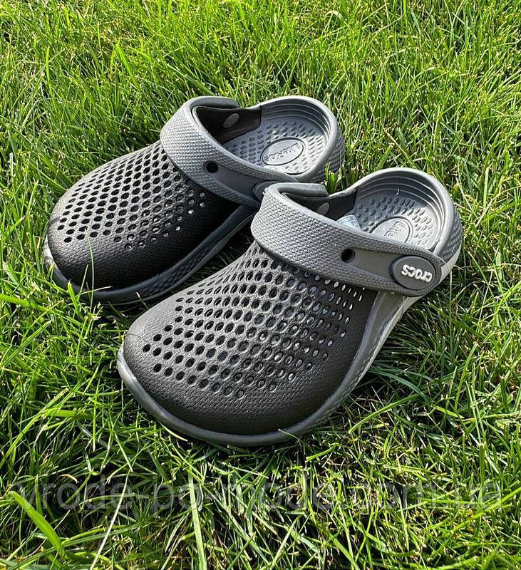 Дитячі легкі шльопанці із піни із закритим носком чорні лайтрайд CROCS LiteRide 360, літні крокси для хлопчиків, оригінал