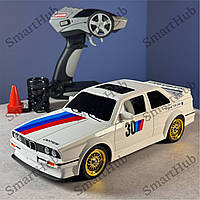 Машинка для дрифту BMW Е30 на радіокеруванні Біла. Дрифт машинка БМВ на пульті керування, на радіоуправлінні, на акумуляторі