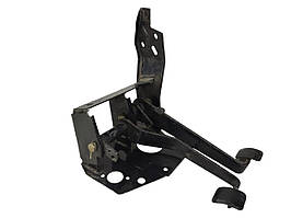 Кронштейн приводу вимикання зчеплення УАЗ 469, Хантер у зборі з педалями (блок педалей, підвісні педалі) ХРЗ