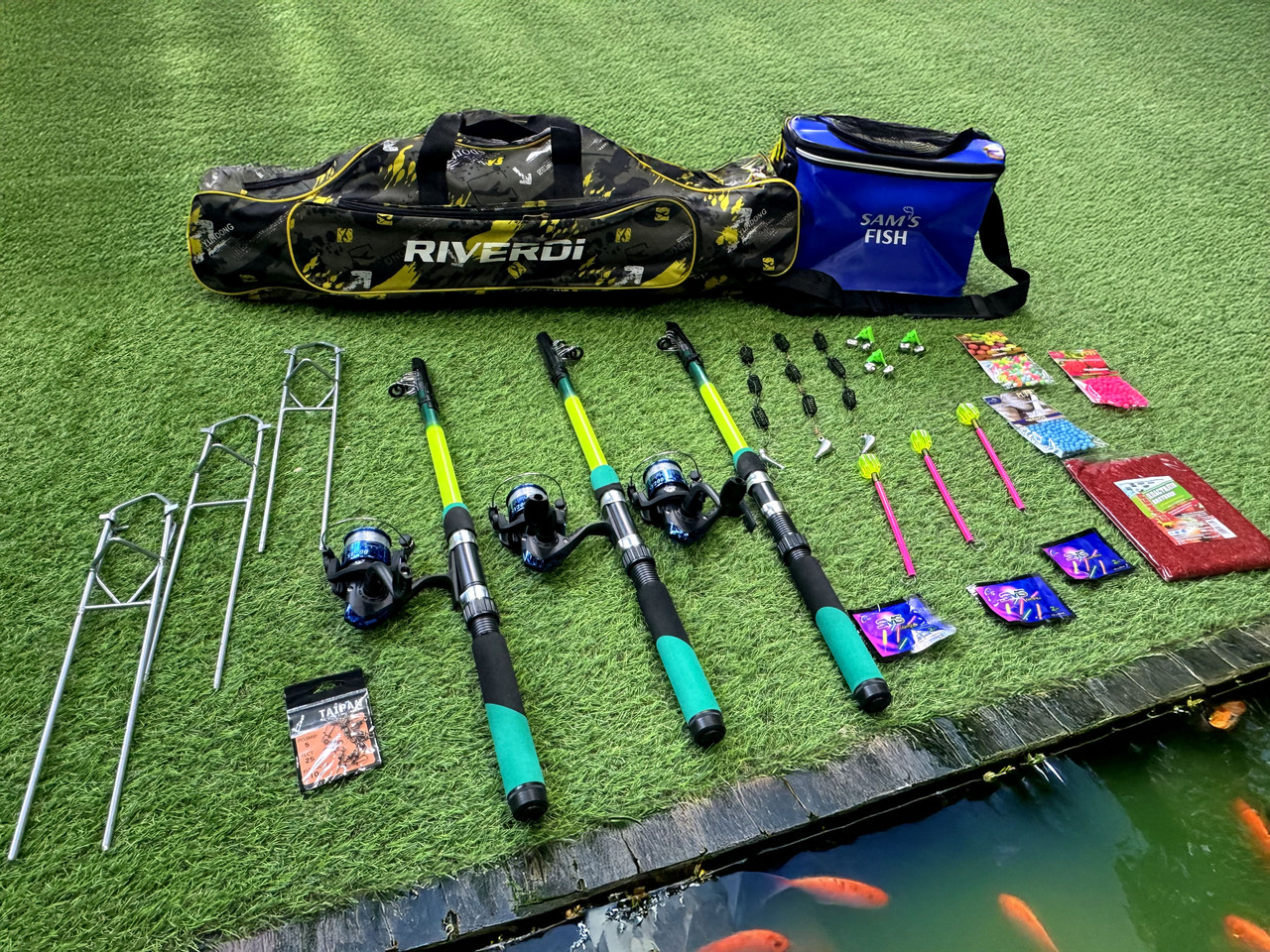 Готовий набір для рибака 28 в 1, комплект на 3 вудилища 2,10 м