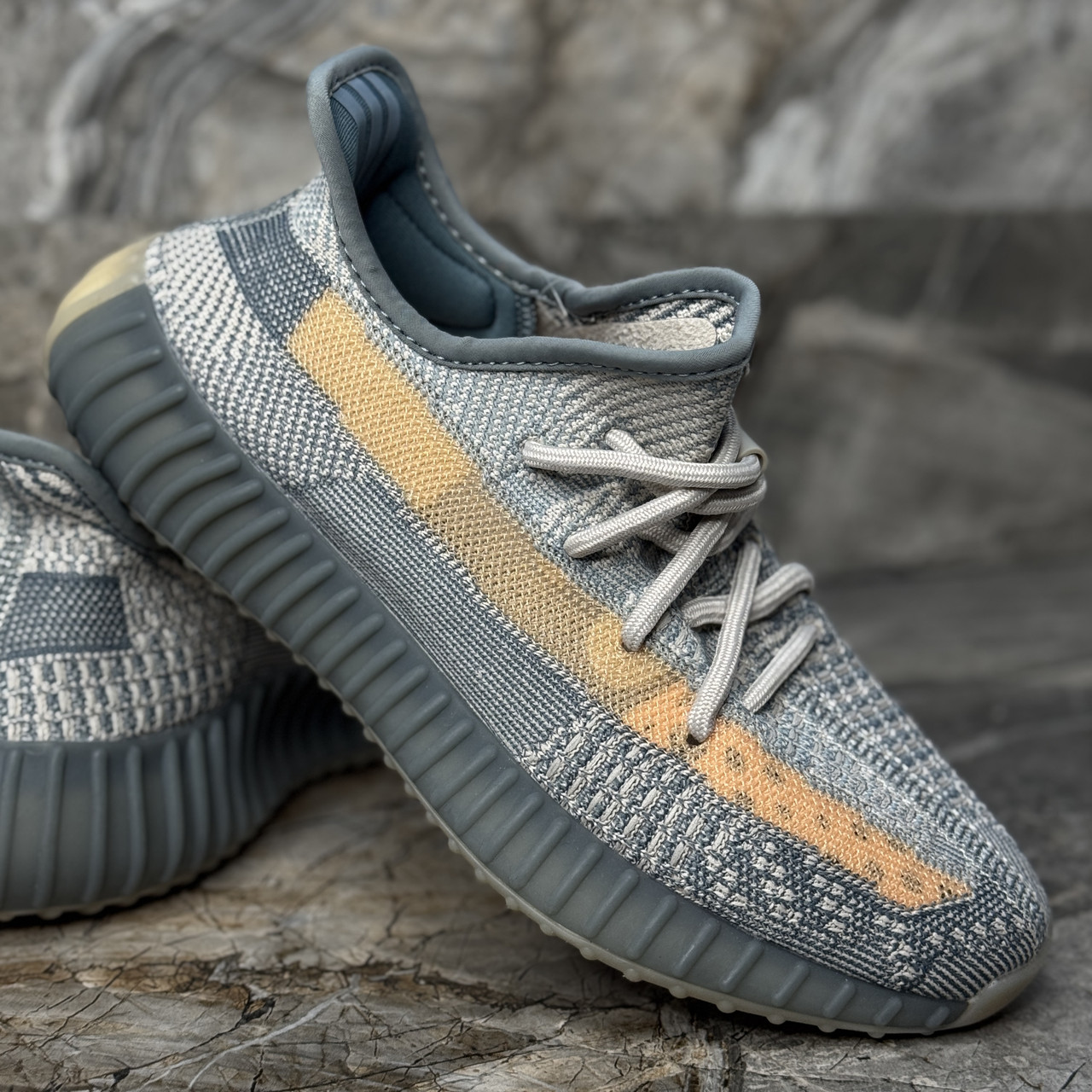 Кросівки Yeezy