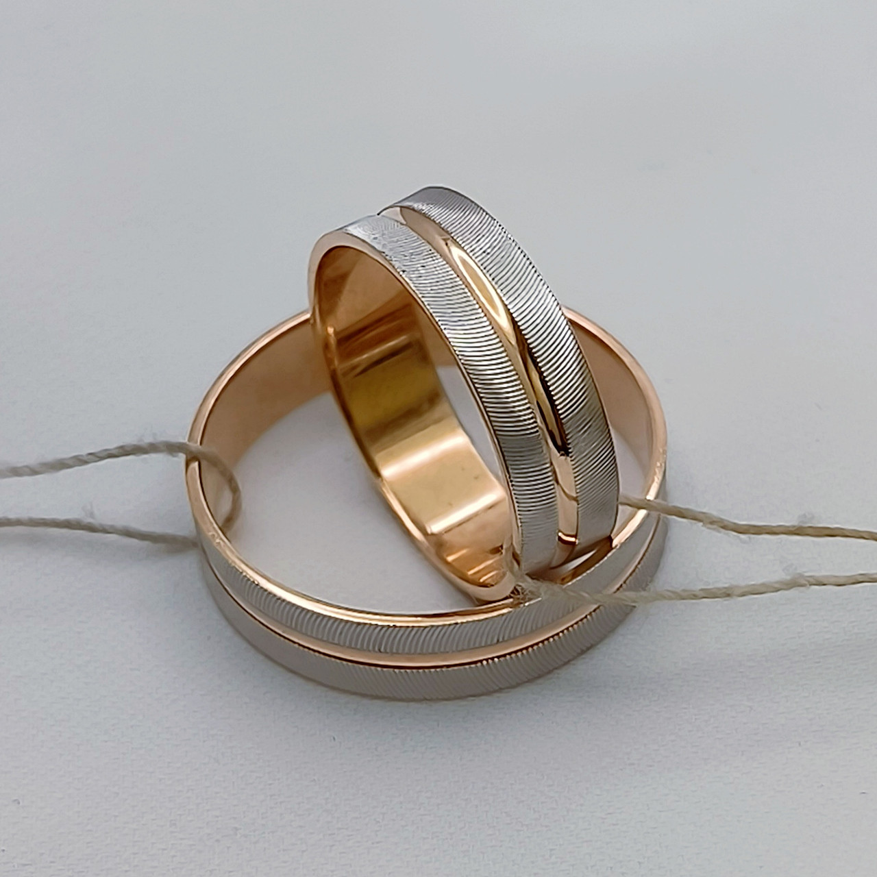 Золоту обручку 585 проби