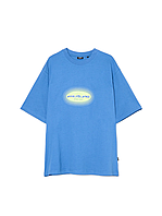 Футболка з великим принтом на спині синя