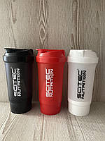Шейкер с контейнером Scitec Nutrition Traveler Shaker 2 в 1  500ml (червоні, білі, чорні, сині, зелені)