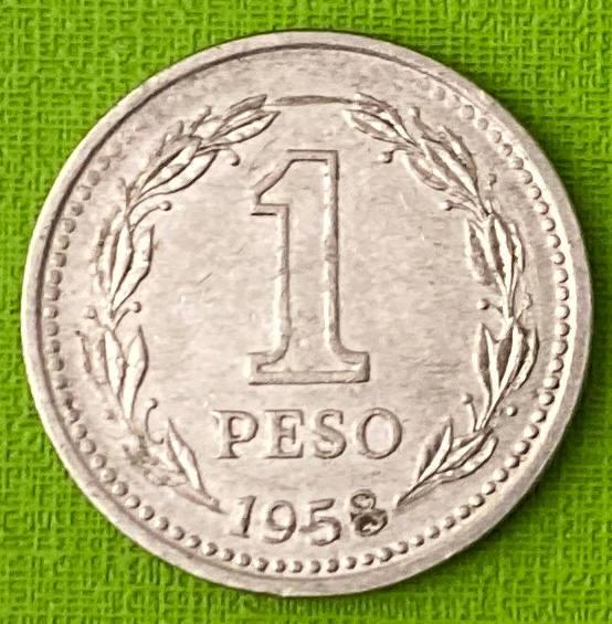 Монета Аргентини 1 песо 1958 г