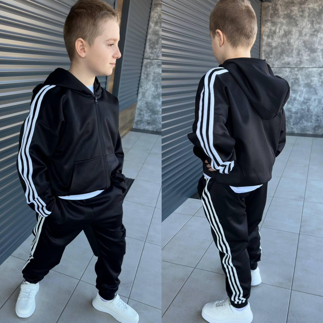 Чорний костюм для хлопчика 979