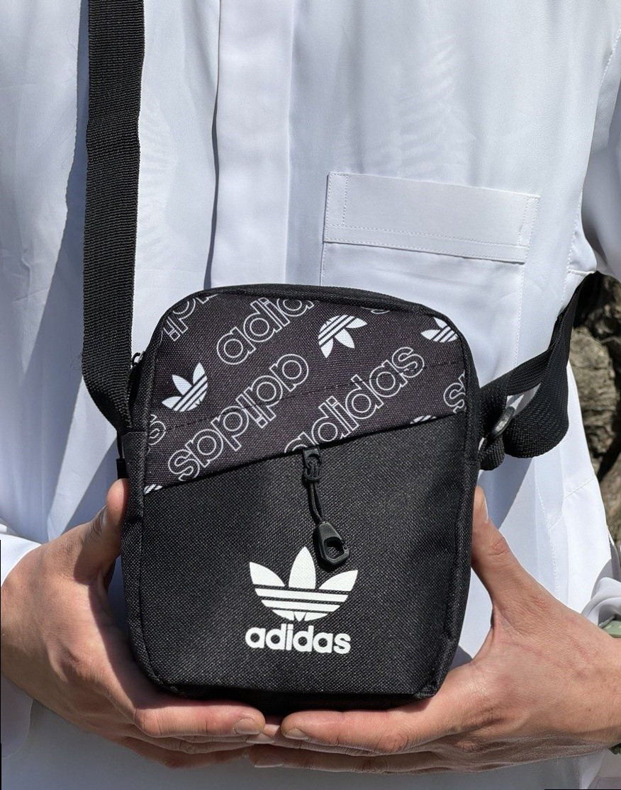 Чорна сумка міська через плече - мінімалізм і зручність Adidas, фото 1