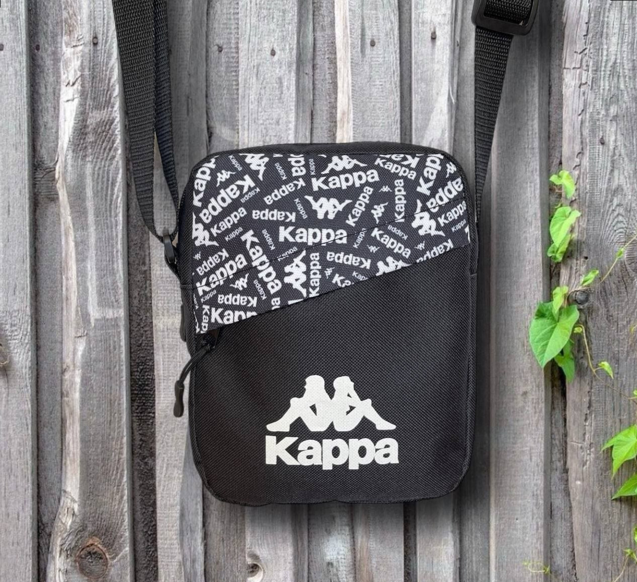 Практична міська барсетка з блискавкою та ременем на плече Kappa