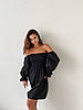 Чорна жіноча легка приталена сукня з льону з об'ємними пишними рукавами та відкритими плечима, фото 3