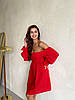 Червона жіноча легка приталена сукня з льону з об'ємними пишними рукавами та відкритими плечима, фото 2