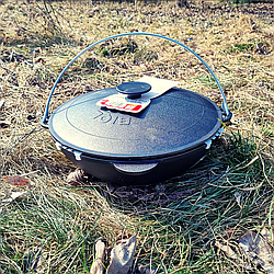 Сферичний казан з кришкою і ручкою на 10 літрів, чавунний казанок, туристичний