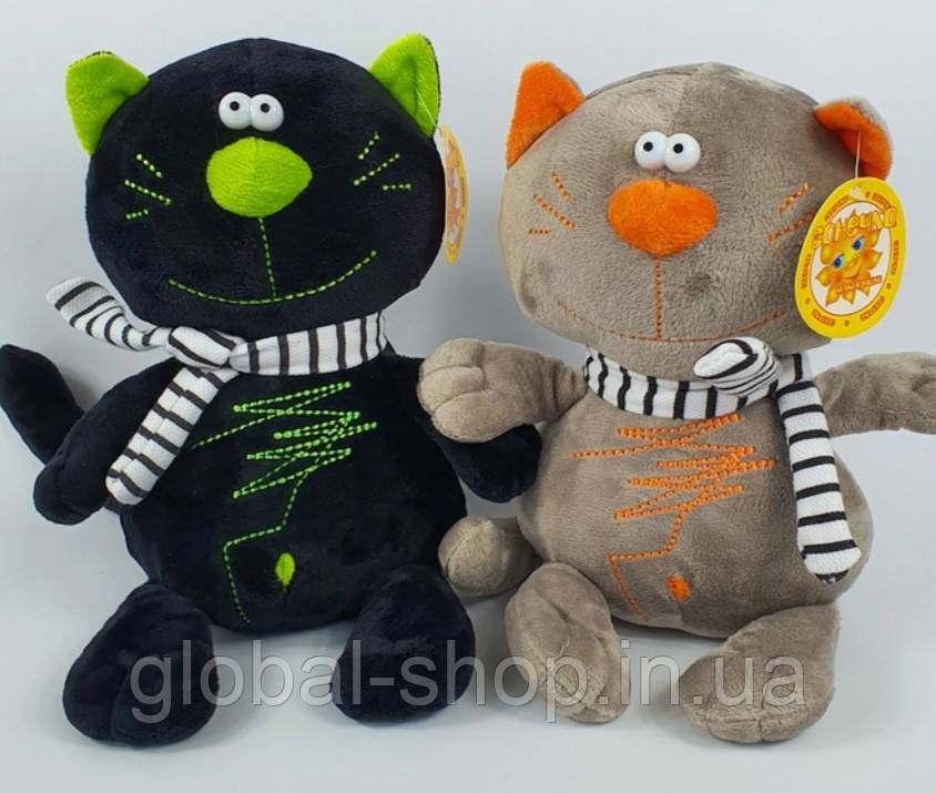 М'яка іграшка "Кіт Батон" у смугастому шарфику, чорний, сірий, 22 см.