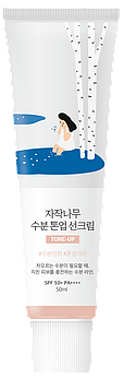 Тонувальний сонцезахист з березовим соком ROUND LAB Birch Juice Moisturizing Tone Up Sunscreen