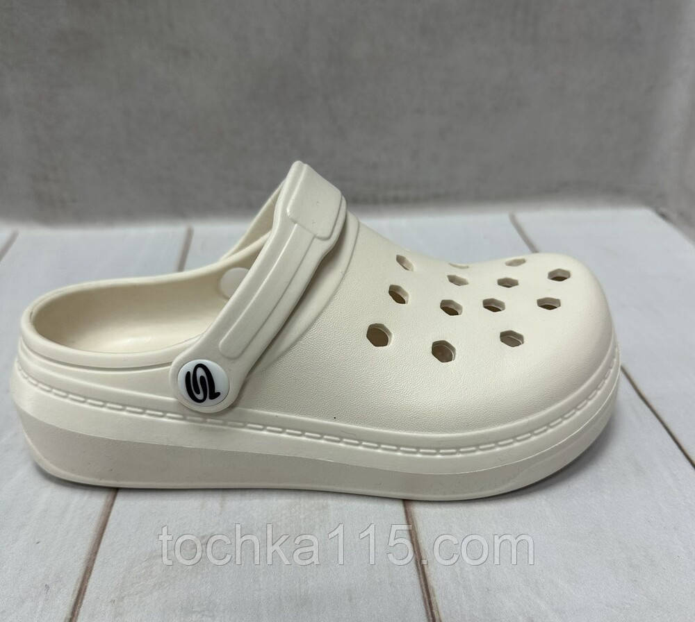 Дитячі капці крокси сабо crocs молочні 31-35