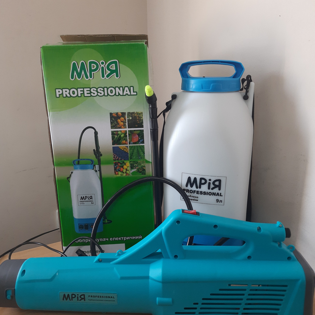 Комплект оприскувач акумуляторний 9 л Мрія та турбонасадка, фото 1