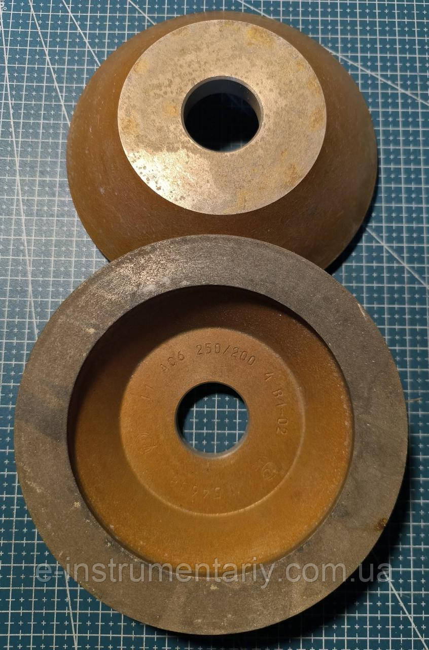 Алмазний круг 150х20х3х40х32 (12А2-45°) 100% 200/160, 250/200 Зв'язка В1-02.