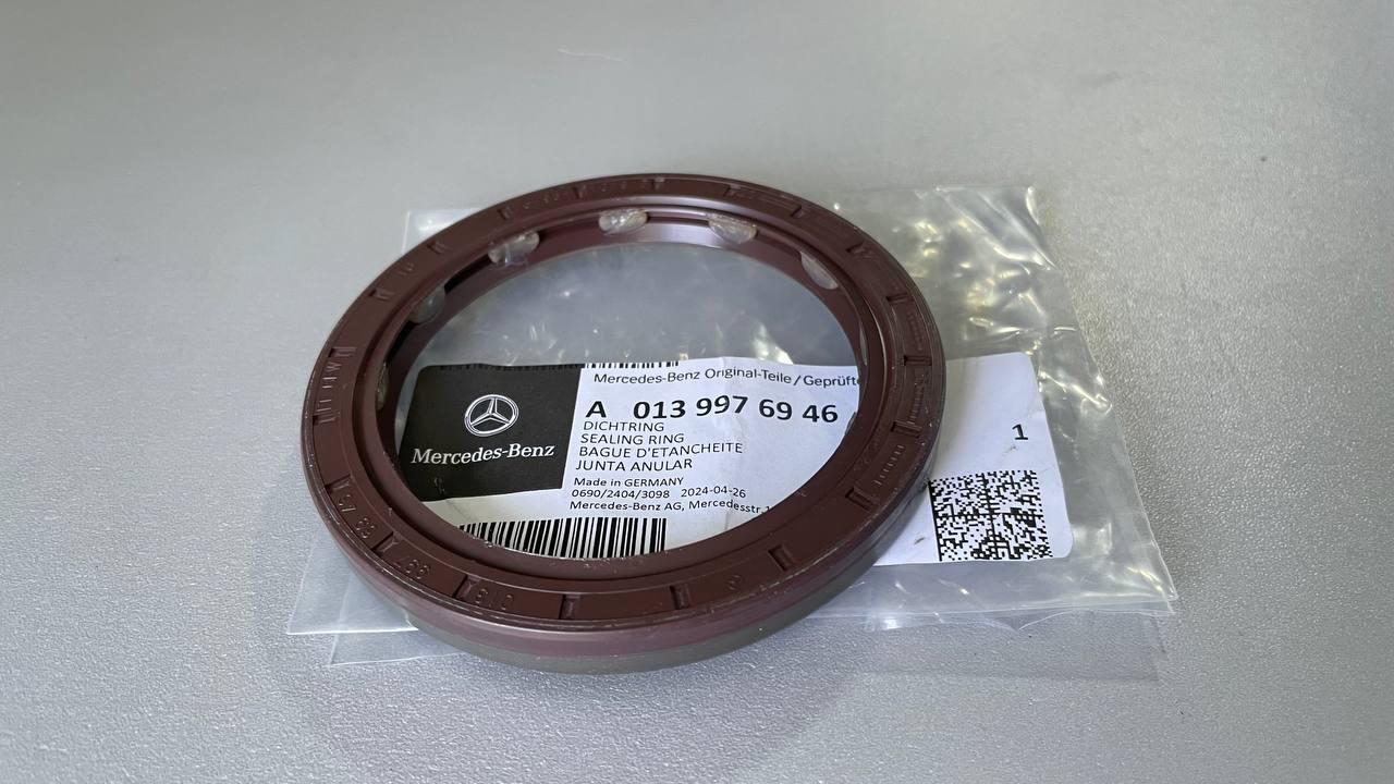 Сальник задньої маточини Mercedes Sprinter W906 (509-519CDI) - VW Crafter 50 - (75x98x10/9.5) - Mercedes-Benz OE