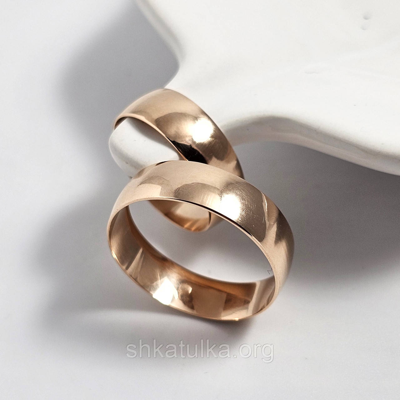 Обручки із золота європейки європейки гладкі класичні пара 6.31