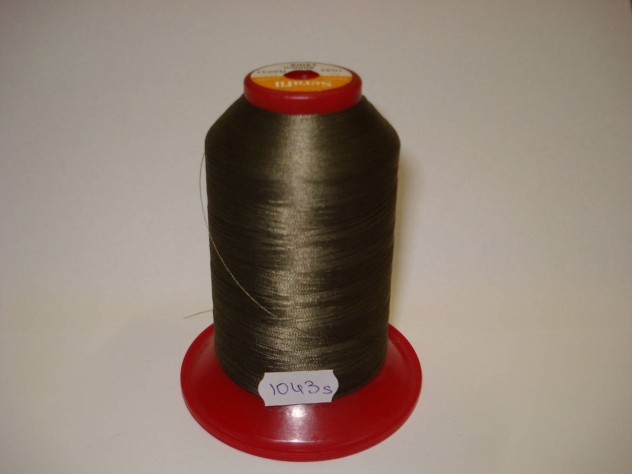 

Нитка AMANN Serafil №120/2 5000м.col 1043 серо-оливковый
