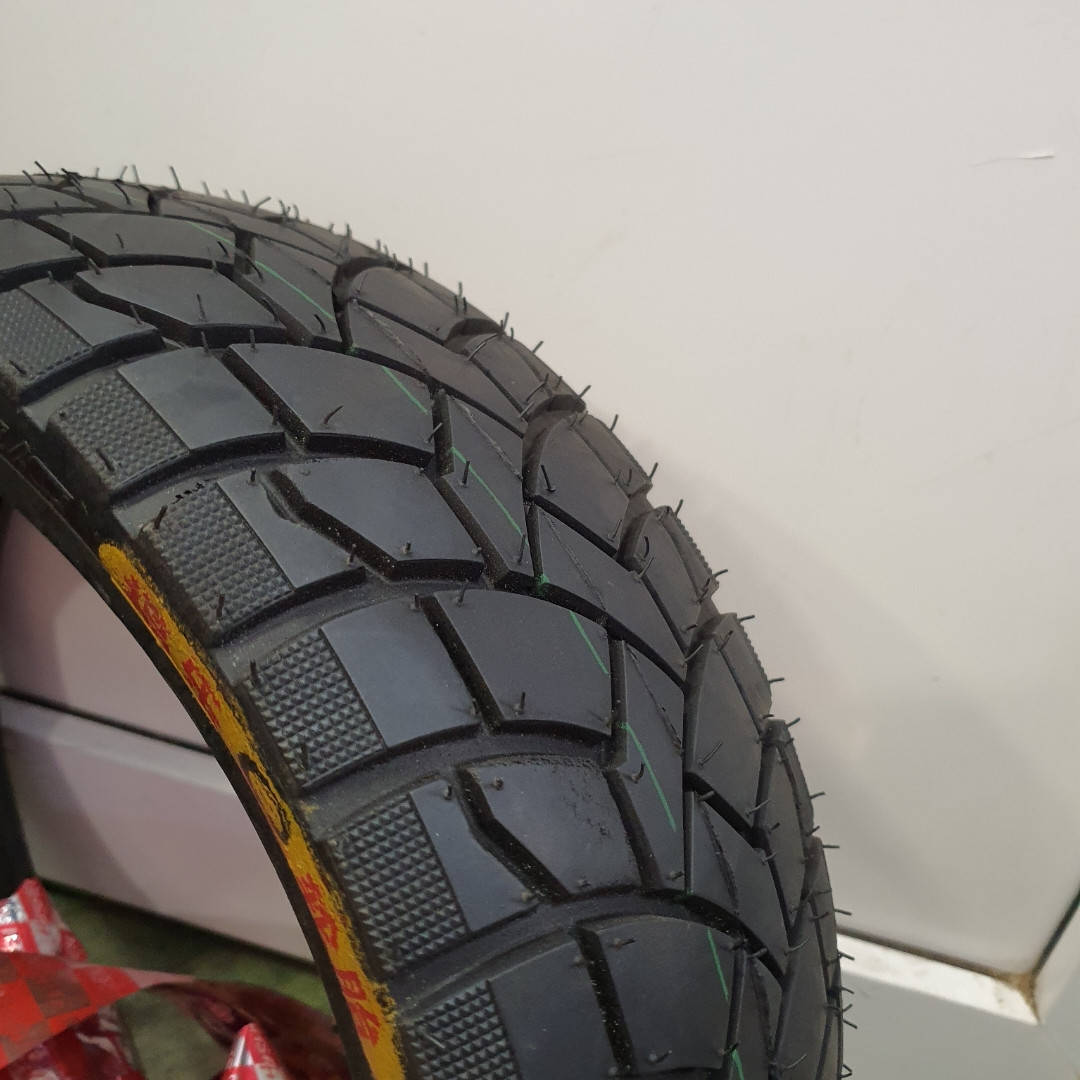 

Покрышка Шина для скутера 130/60/r13 безкамерная