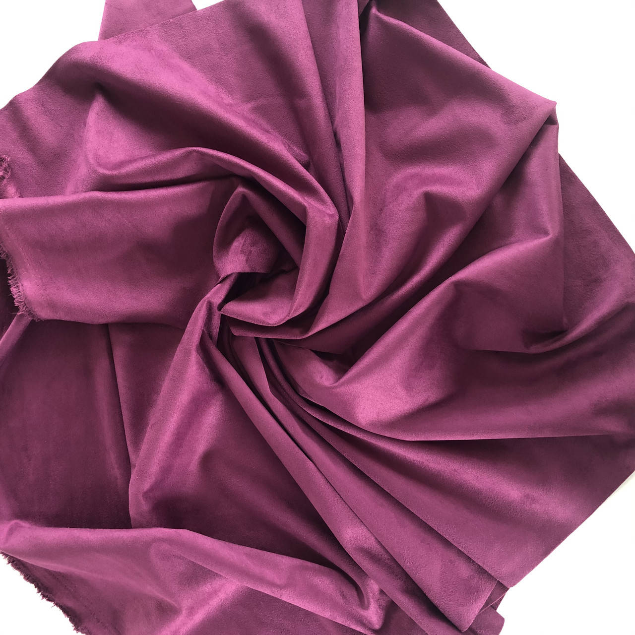 

Замша штучна двостороння. Фіолетова VH028. Ціна за відріз 25х49 см.