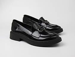 Лакові шкіряні туфлі лофери мокасини жіноче взуття класичне Cosmo Shoes lOfEr Gu Lac Black