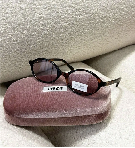 Жіночі леопардові круглі сонцезахисні окуляри Miu Miu MU 04ZS 19P2Z1 із золотим логотипом Міу Міу, фото 1