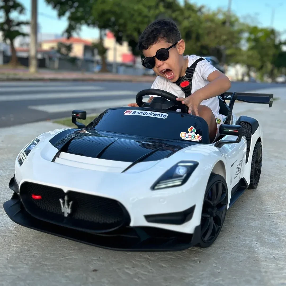 Дитячий електромобіль Maserati (білий колір) з пультом, музикою, EVA колесами, акумулятор 12V, фото 1