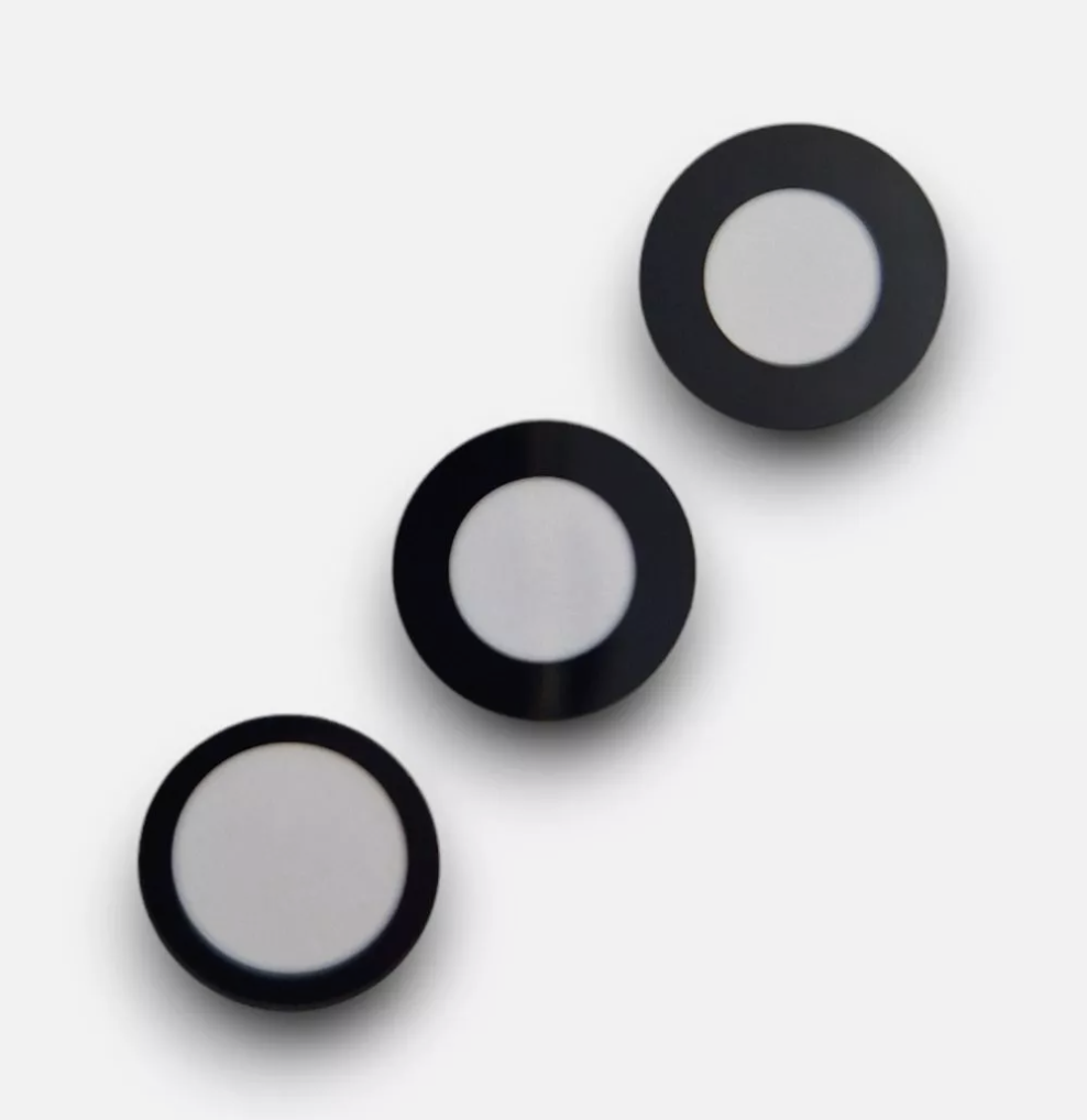 Скло камери для iPhone 15 Pro Max чорне, Black Titanium + кільце, комплект 3 шт., фото 1