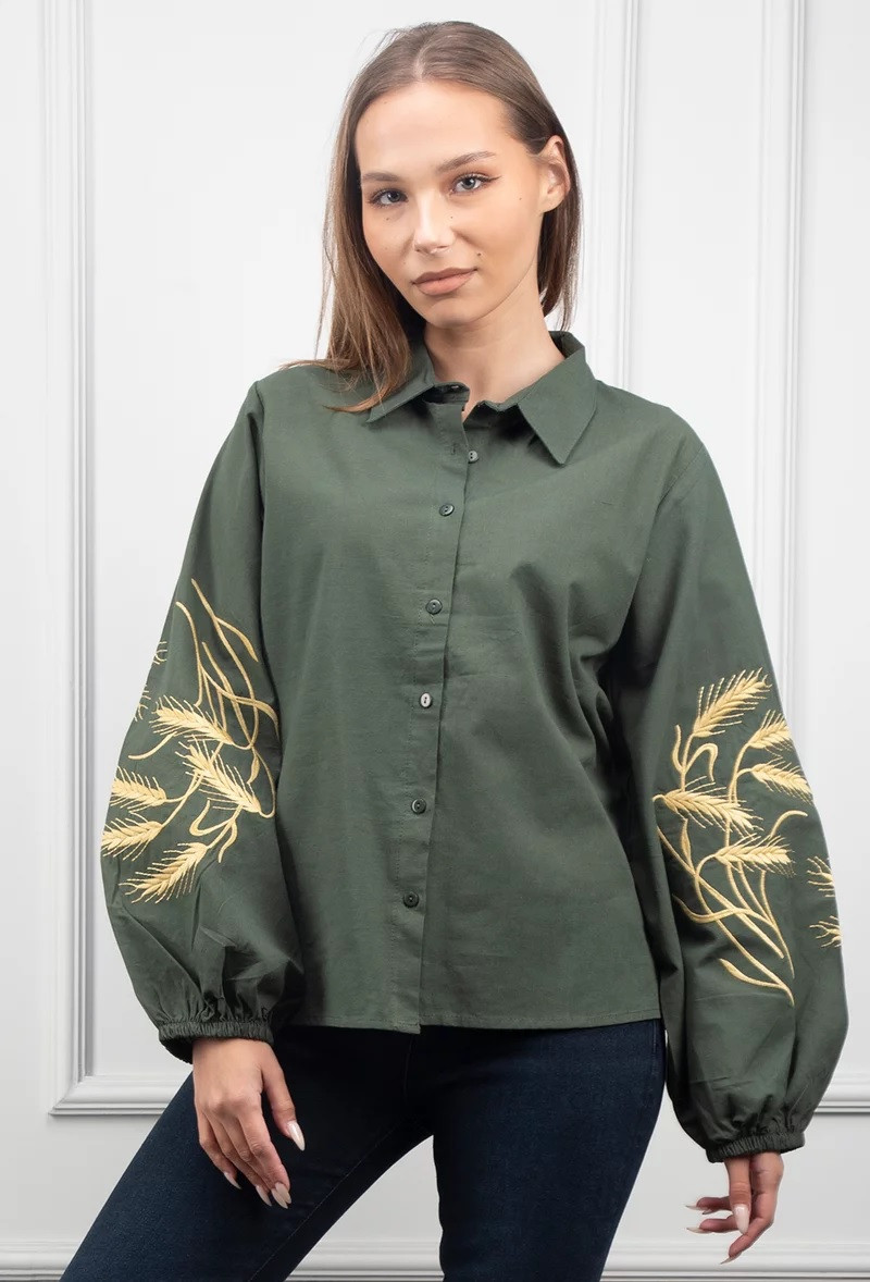 Жіноча сорочка з вишитими колосками на рукавах колір хакі
