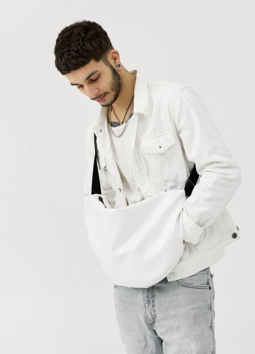 Жіноча сумка високої якості українського виробництва ХОБО - сумка-мішок - біла 5062846