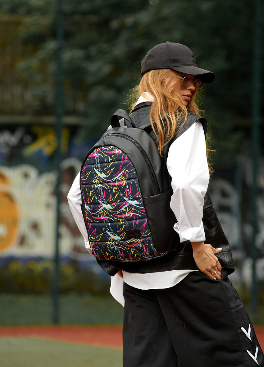 Жіночий рюкзак високої якості українського виробництваТОП продажу - чорний з принтом "ABSTRACT" 5062736, фото 1