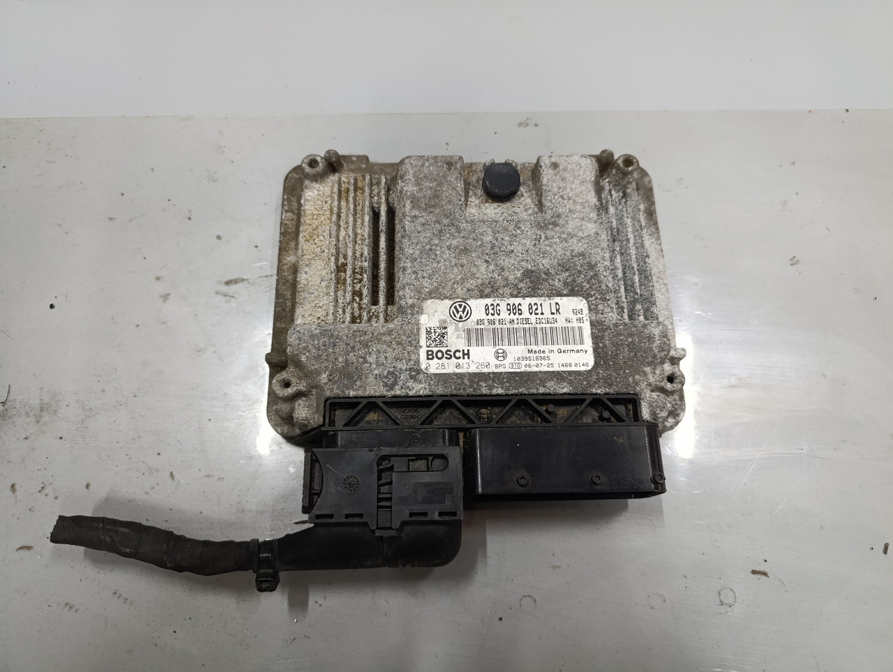 Volkswagen Passat B6 1.9 tdi блок керування двигуном 03G906021LR