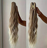Хвіст-шиньйон хвилястий на крабі з утяжкою русий - омбре в блонд 67 см, фото 4