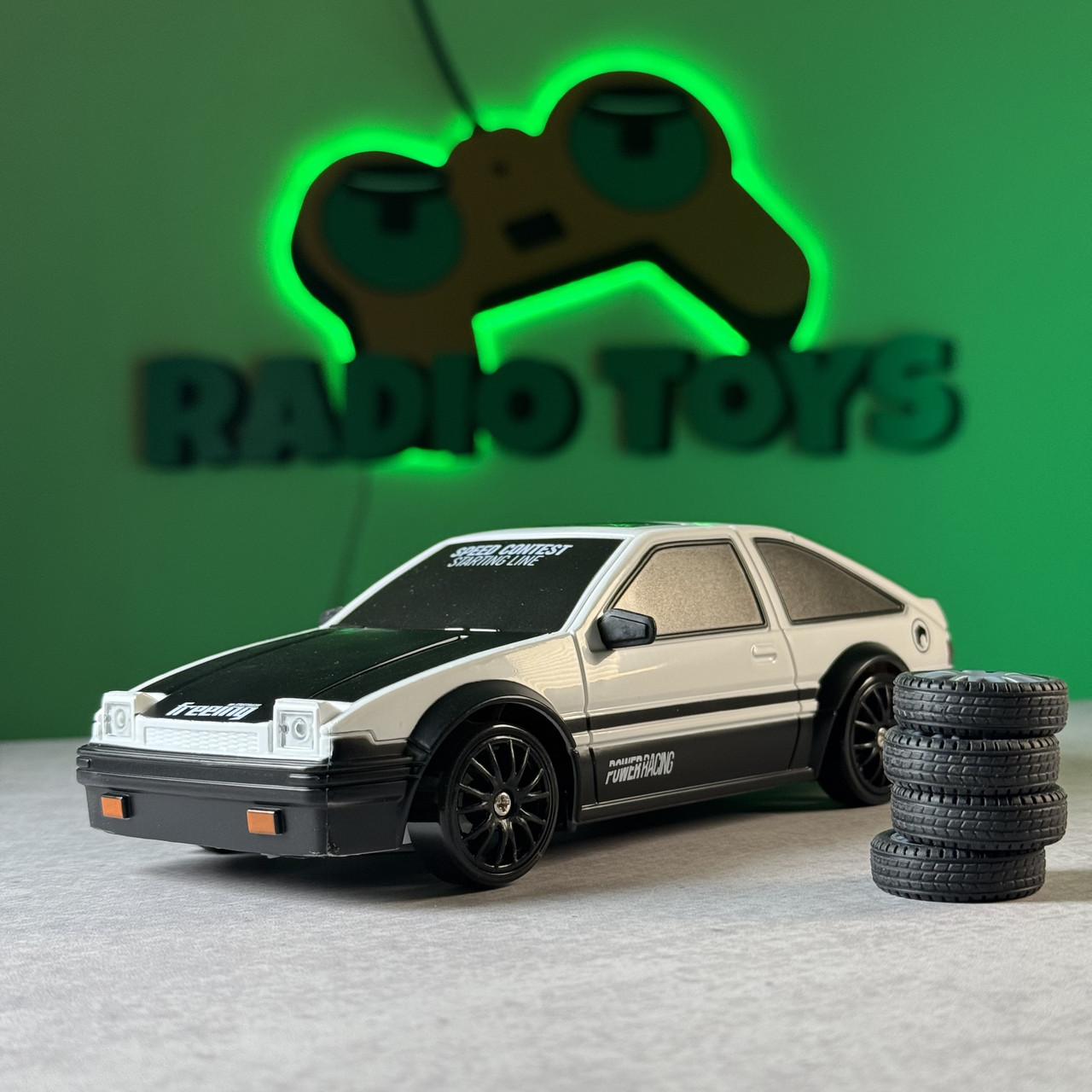Дрифт машинка на радіоуправлінні Toyota AE86 Sprinter Trueno Біла | Машинка для дрифту на пульті управління | Дрифтова, фото 1