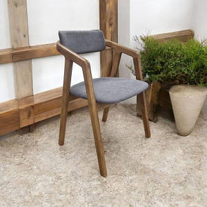 Стільці фабричні дерев'яні