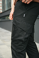 Повсякденні демісезонні чоловічі карго-штани з бічними кишенями з котону чорного кольору