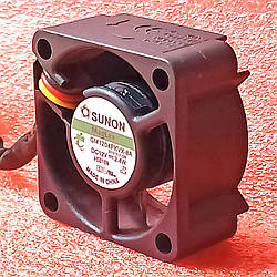 Б/У Кулер / 12V 2.4W / 40x40x20 / SUNON / MagLev GM1204PKVX-8A  / 3 pin
