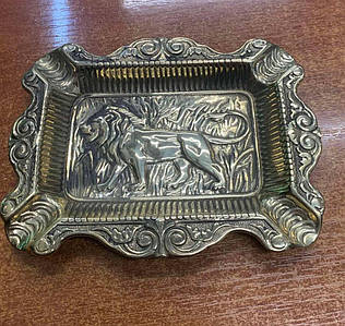 Пепельниця "Лев" із латуні 16*12 см Stilars Італія 115