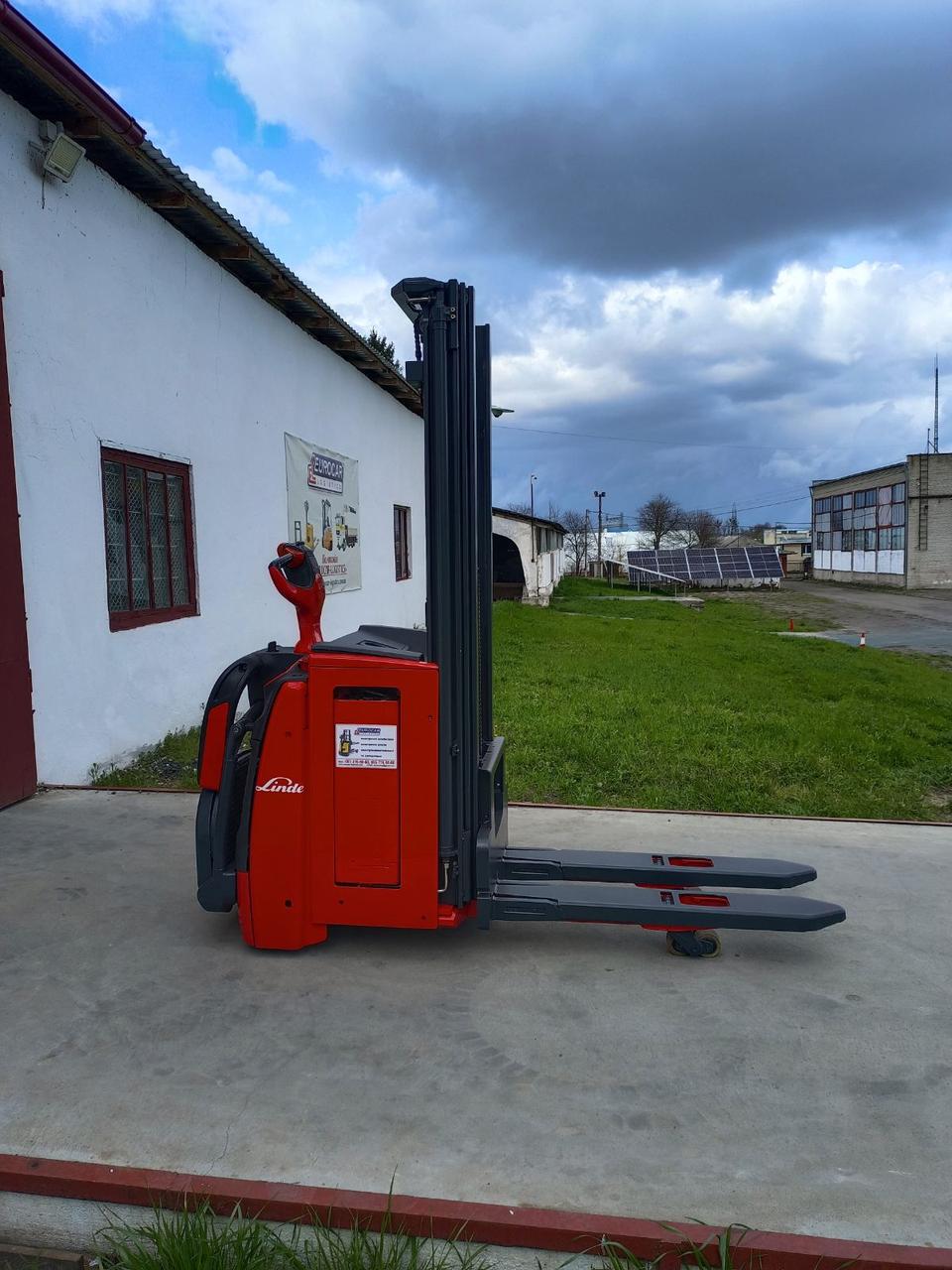 Б/У Штабелер електричний LINDE L 14AP 1,4т 4.70м