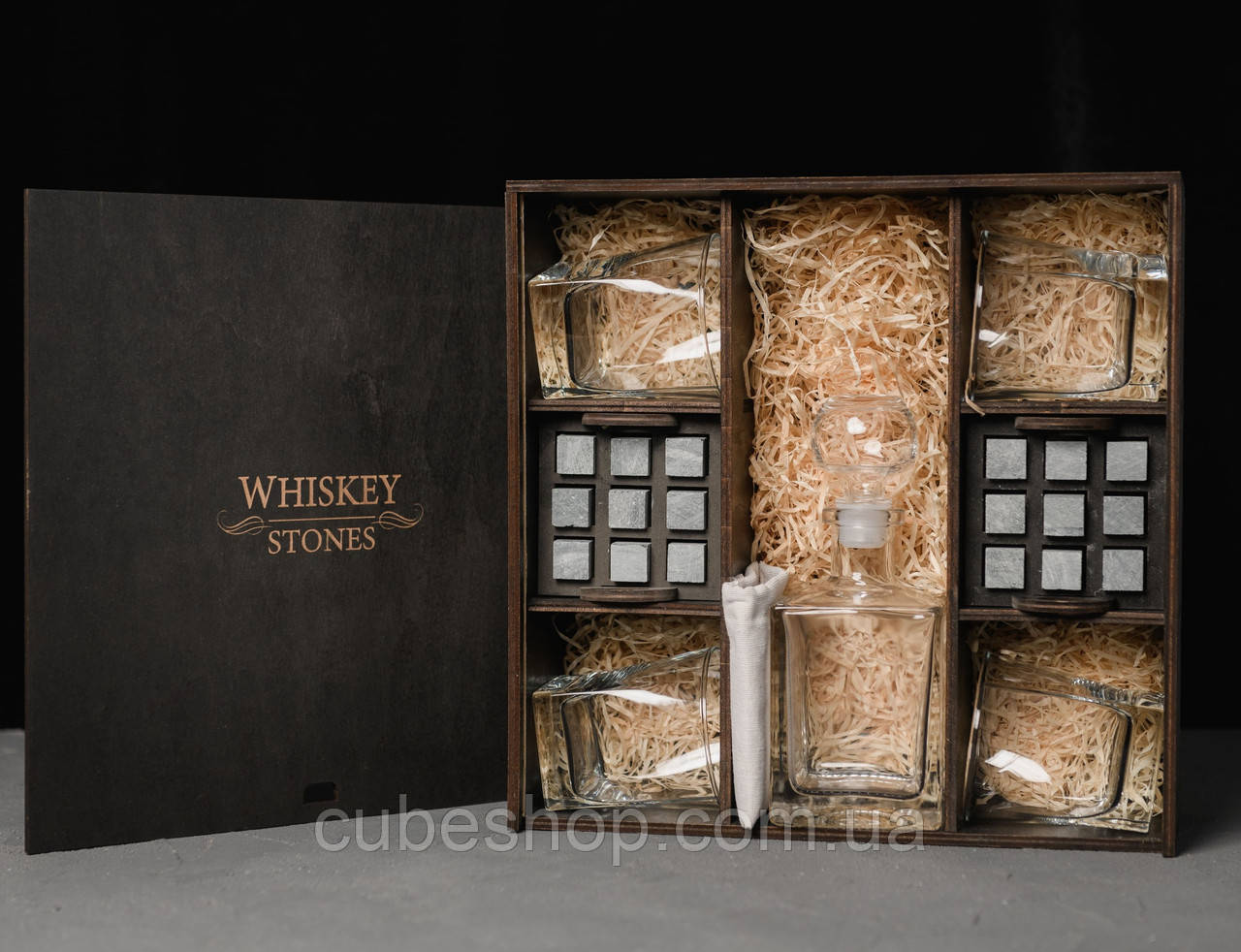 Набір для віскі Baltic №8 (14 склянки, графін, 18 каменів для віскі, щипці)